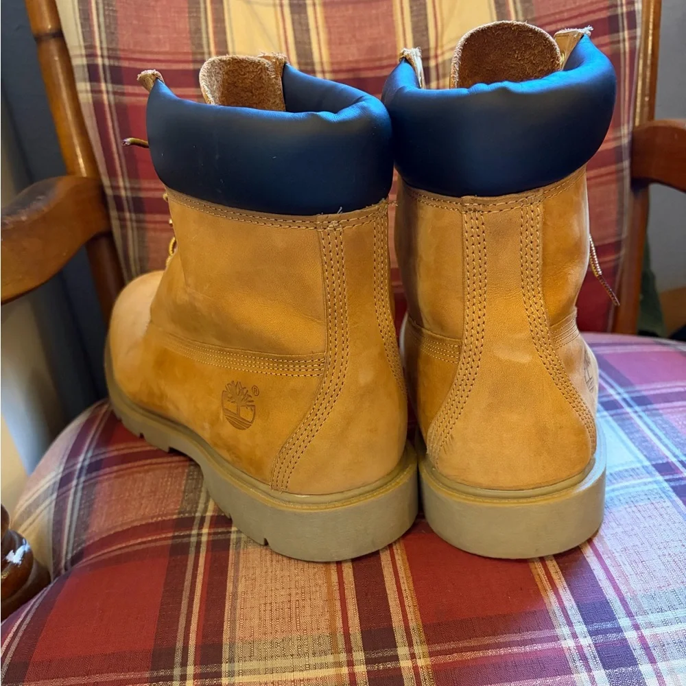 Timberland Men's Tan Lace-Up Boots - Picture 6 of 6